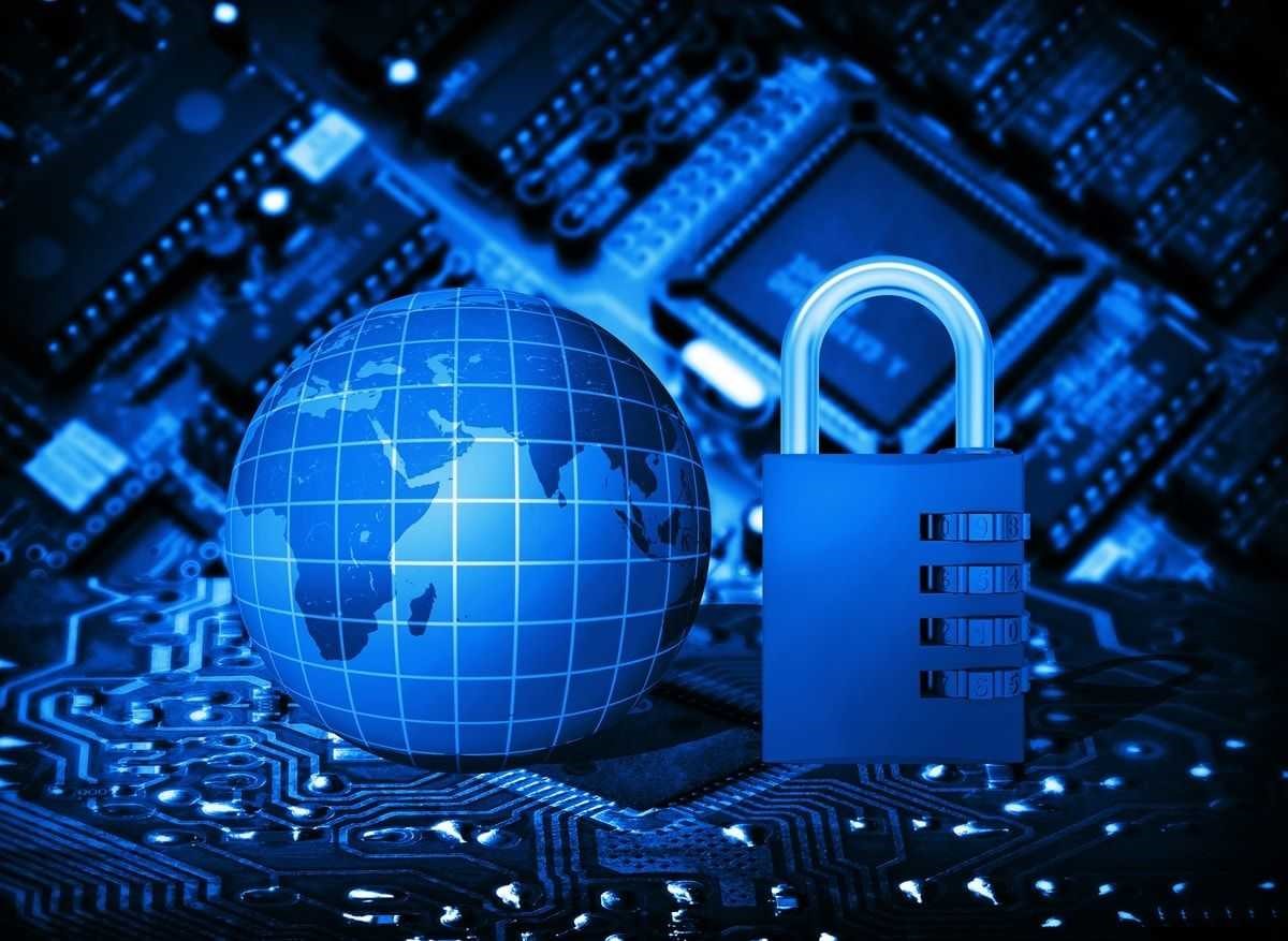 İnternet Güvenliği: Tehlikelerden Korunmanın 8 Temel Yolu